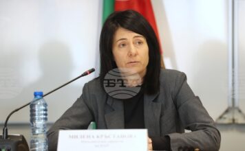 Две седмици преди изтичането на крайния срок 520 000 лица са подали данъчните си декларации, срокът за физическите лица изтича на 30 април Две седмици преди изтичането на крайния срок 520 000 лица са подали данъчните си декларации, срокът за физическите лица изтича на 30 април