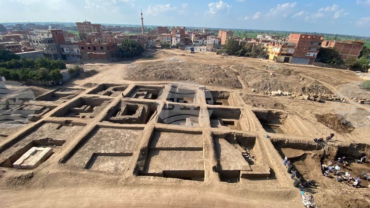 Египетски археолози откриха в делтата на Нил масивна статуя, за която се смята, че изобразява Рамзес Велики