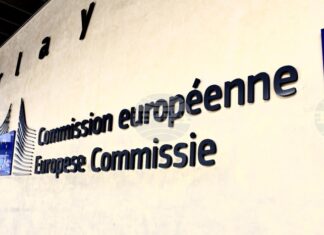 ЕК представи мерки срещу поскъпването на изкопаемите горива и за ускорено осигуряване на чиста енергия