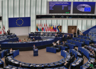 Европейският парламент обсъди по време на дебати "опасността от нормализиране на отношенията с Русия"