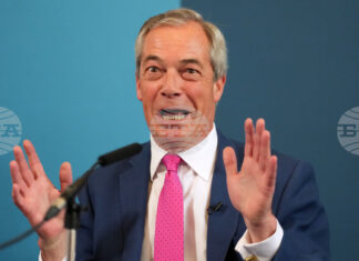 Фараж заяви, че понякога е трудно да се разбере от пресконференциите защо Вашингтон е решил да започне конфликта в Иран