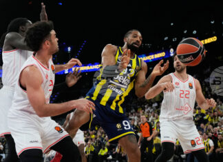 Фенербахче и Панатинайкос записаха победи на старта на четвъртфиналните плейофи в Евролигата