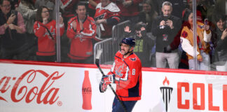 Феновете поискаха от Александър Овечкин да остане във Вашингтон още една година