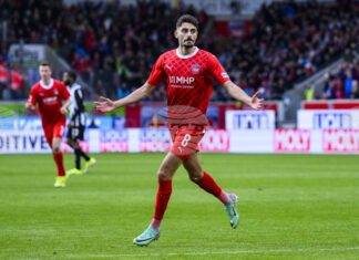 Футболистът на Хайденхайм Ерен Динкчи посвети гола си срещу Санкт Паули на партньорката си, която бе диагностицирана с левкемия