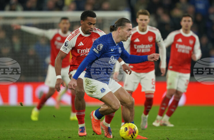 Грийлиш заспал пиян на покрива на бар в Манчестър