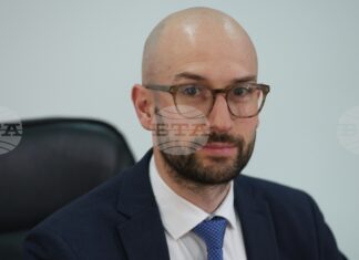 Имаме индикации за нарушения в обществени поръчки, по които съм възложил над 60 финансови инспекции, съобщи министър Клисурски