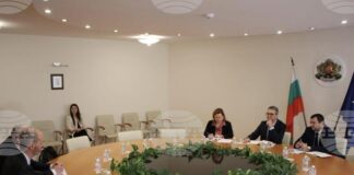 Инвестиция от 20 млн. евро в декарбонизацията на завода на "Солвей Соди" в Девня обсъдиха министър Трайков и ръководството на компанията