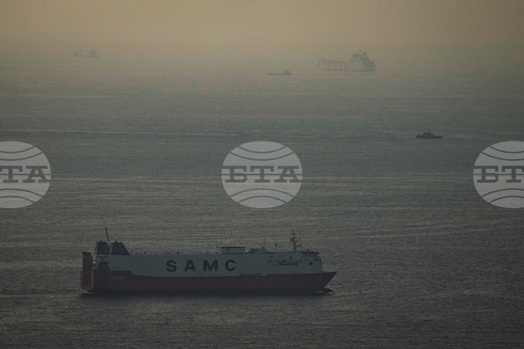 Иран обяви, че иракски кораби може да преминават свободно през Ормузкия проток