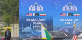 Иранската делегация провежда среща с пакистанския премиер преди началото на преговорите със САЩ