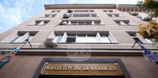 Изпълнението на Инвестиционната програма за общински проекти е един от ключовите приоритети на служебното правителство и разплащанията по нея са обезпечени, заявяват от МФ