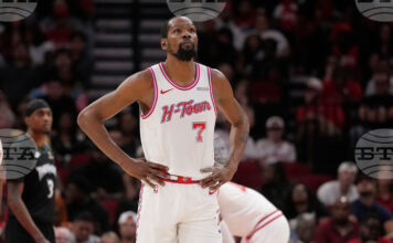 Кевин Дюрант все още не е сигурен участник за Хюстън във втория мач от серията срещу ЛА Лейкърс в плейофите на НБА