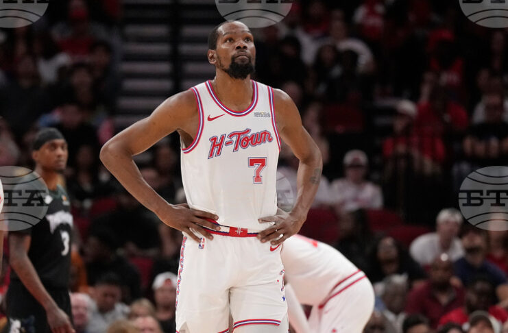 Кевин Дюрант все още не е сигурен участник за Хюстън във втория мач от серията срещу ЛА Лейкърс в плейофите на НБА