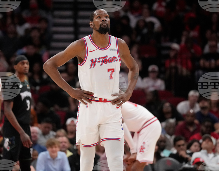 Кевин Дюрант все още не е сигурен участник за Хюстън във втория мач от серията срещу ЛА Лейкърс в плейофите на НБА