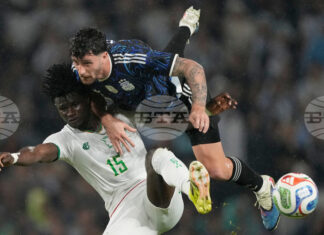 Ливърпул води в надпреварата за подписа на Маркос Сенеси от Борнемут