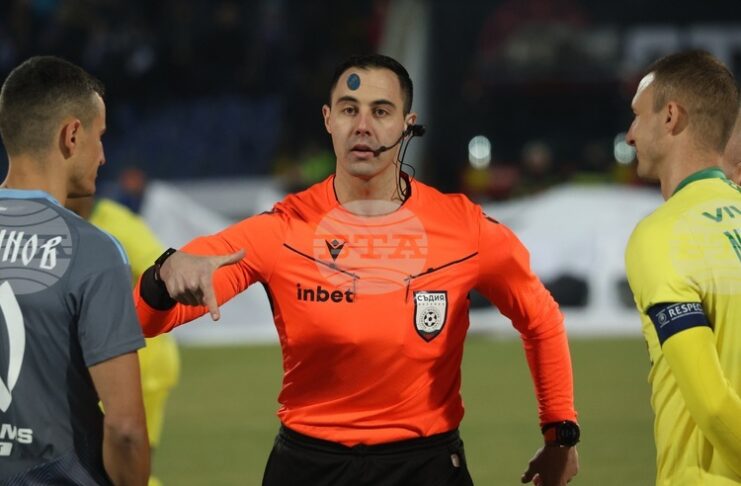 Мариян Гребенчарски ще ръководи за първи път „вечното дерби" ЦСКА – Левски в понеделник, Никола Попов ще отговаря за ВАР