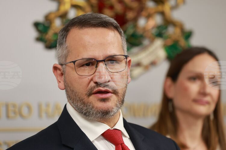 Министърът на земеделието и храните Иван Христанов ще посети Регионалната дирекция „Борба с градушките“ в област Сливен