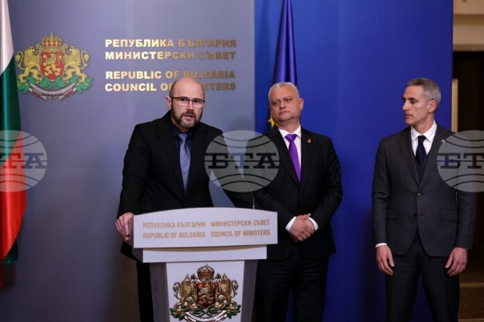 Министерството на правосъдието поиска информация от прокуратурата по случай със свой високопоставен служител, каза Андрей Янкулов