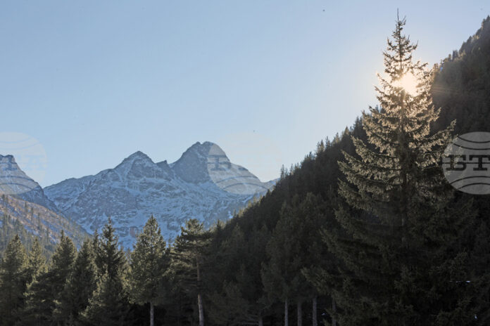 Много добри са условията да туризъм в планините, съобщиха от Планинската спасителна служба на БЧК