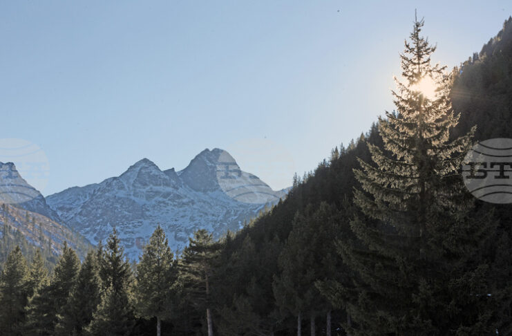 Много добри са условията да туризъм в планините, съобщиха от Планинската спасителна служба на БЧК