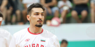 Националът Борислав Младенов и Виена Баскет допуснаха загуба след продължение в австрийския шампионат