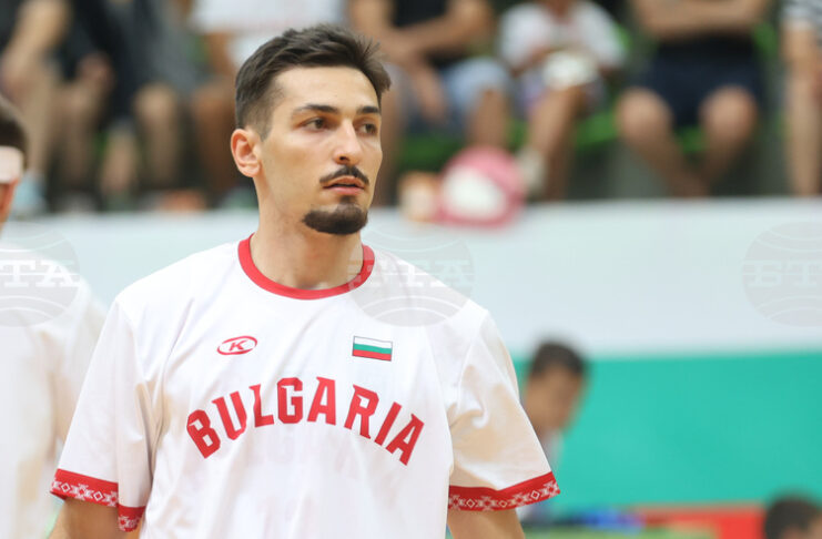 Националът Борислав Младенов и Виена Баскет допуснаха загуба след продължение в австрийския шампионат