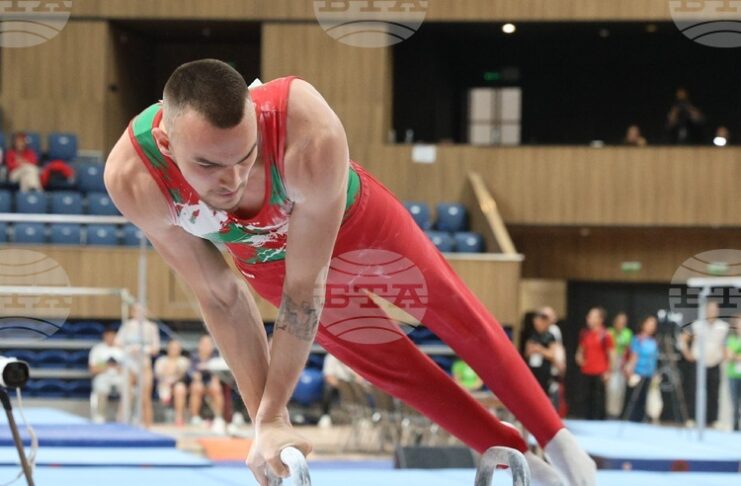 Националът по спортна гимнастика Раян Радков получи най-висока оценка на кон с гривни на първенството на италианската Серия А2