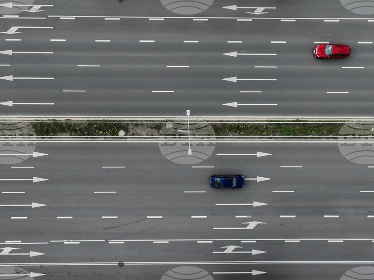 Над 190 000 автомобила се очаква да излязат от София преди Великден, ще се ограничава движението на камиони по "Тракия", "Хемус" и "Струма", съобщи АПИ