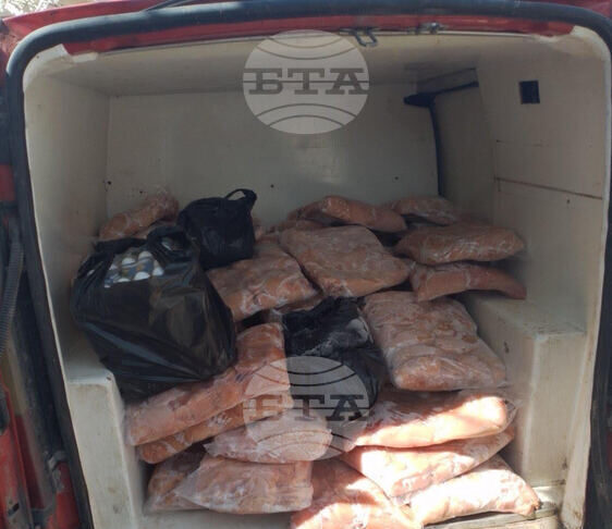 Над 600 тона храна без документи са иззети в Свиленград