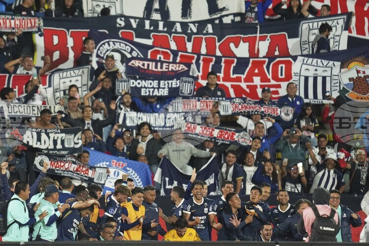 Най-малко един човек загина, а 47 души бяха ранени на стадион в Перу на събиране преди футболното дерби Университарио - Алианса (Лима)