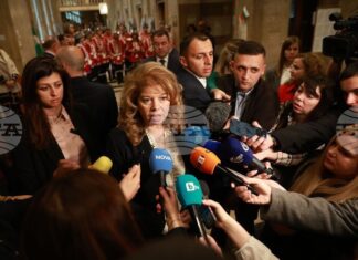 Най-вероятно през следващата седмица ще бъде свикано Народното събрание, каза президентът Илияна Йотова