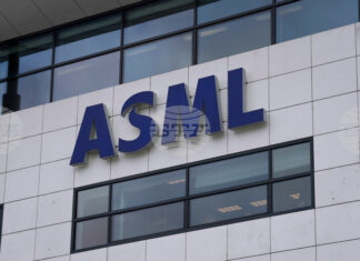 Нидерландският технологичен гигант ASML отчете 15 на сто ръст на нетната печалба за първото тримесечие на годината