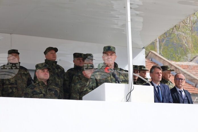 Новият командир на 61-ва Стрямска механизирана бригада в Карлово бригаден генерал Атанас Георгиев встъпи в длъжност