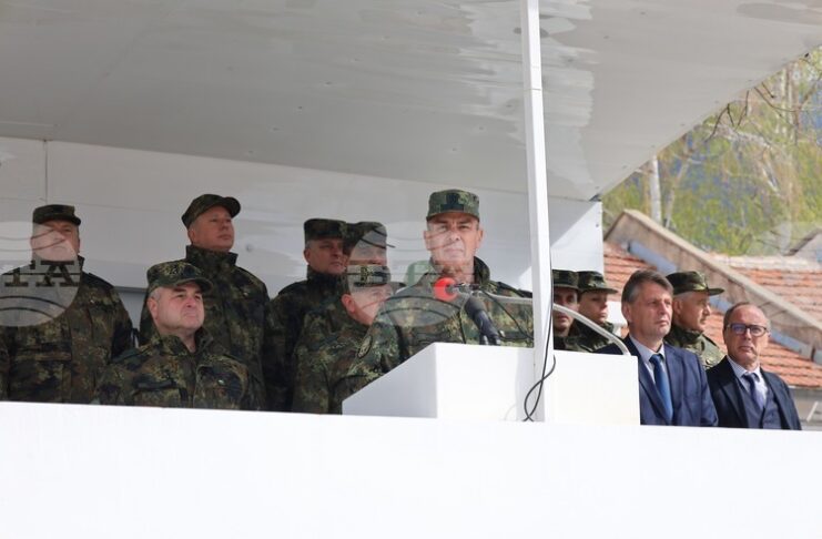 Новият командир на 61-ва Стрямска механизирана бригада в Карлово бригаден генерал Атанас Георгиев встъпи в длъжност