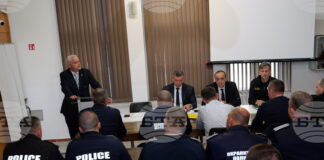 Нямаме фаворити, целта е нулева манипулация на вота, каза служебният министър на вътрешните работи Емил Дечев в Шумен