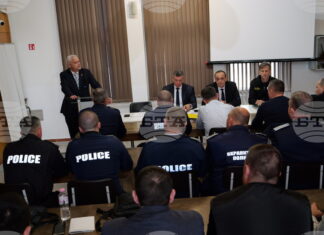 Нямаме фаворити, целта е нулева манипулация на вота, каза служебният министър на вътрешните работи Емил Дечев в Шумен