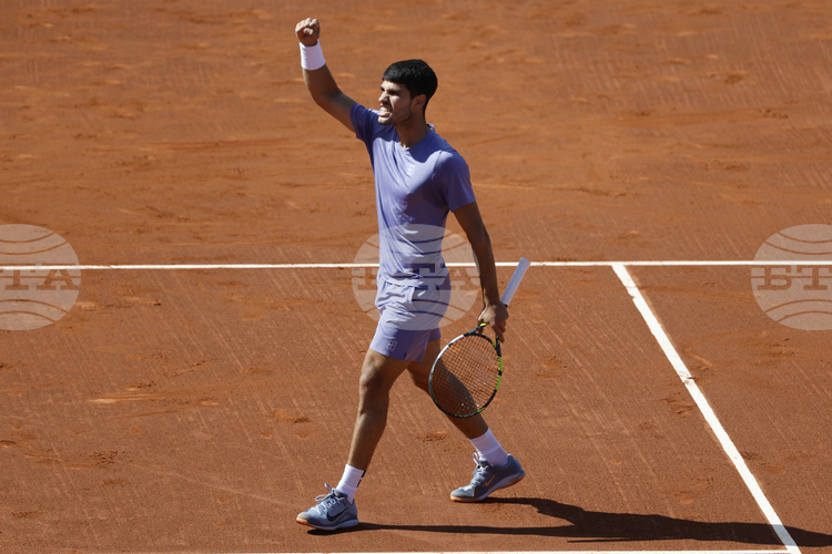 ОБНОВЕНА Двукратният шампион Карлос Алкарас стартира с успех на турнира по тенис в Барселона, Рубльов също с победа