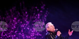 ОБНОВЕНА Почина поетът, композитор и певец Михаил Белчев
