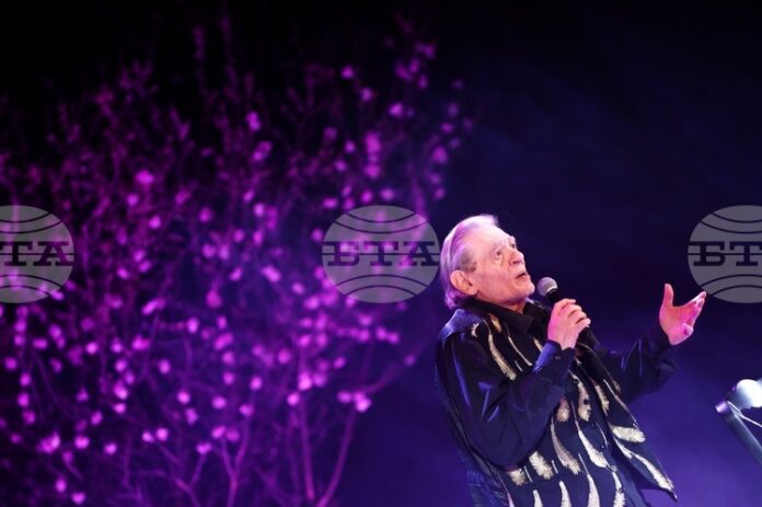 ОБНОВЕНА Почина поетът, композитор и певец Михаил Белчев ОБНОВЕНА Почина поетът, композитор и певец Михаил Белчев