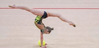 ОБНОВЕНА Стилияна Николова спечели сребърен медал на финала на обръч и бронзов на топка на Световната купа по художествена гимнастика в Баку