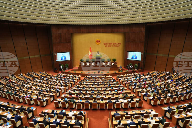 ОБНОВЕНА
                                                                                                Виетнамският парламент избра лидера на Комунистическата партия за президент