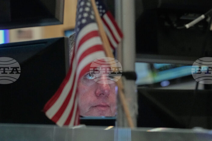 ОБЗОР
                                                                                                Пазарите влизат в седмица с поредица от заседания на водещите централни банки, отчети на големи технологични компании и нов тест за цената на петрола