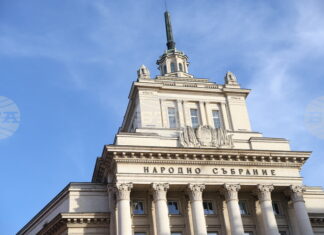 Очаква се по-висока избирателна активност спрямо последните избори, пет са сигурните партии в следващия парламент, според "Алфа Рисърч"