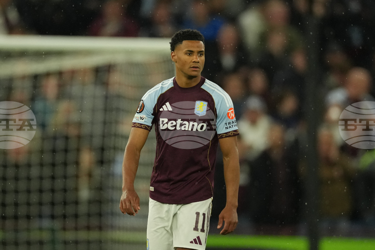 Оли Уоткинс и Астън Вила продължават да се наслаждават на участието си в Лига Европа