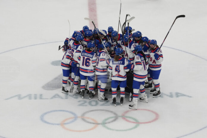 Олимпийският турнир по хокей на лед през 2030 година може да бъде преместен в Париж или Лион