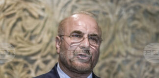 Пълно примирие има смисъл само ако не бъде подкопавано с американската морска блокада, каза председателят на иранския парламент