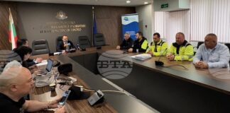 Пътната помощ е работа на свободния бизнес, заяви служебният регионален министър на среща с представители на Асоциацията на собствениците на специализирана пътна помощ в България