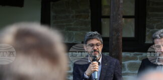 Пенчо Славейков иска да се отнасяме към литературната традиция по жив начин, каза Йордан Ефтимов в Трявна