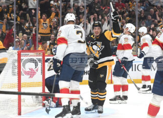 Питсбърг победи шампиона Флорида в среща от редовния сезон на НХЛ