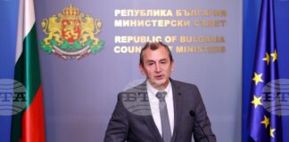 Подготвили сме мерки за справяне с установените сериозни разлики в цените на нерегистрираните лекарства, съобщи здравният министър
