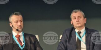 Правим всичко възможно да спасим цялата инвестиция за хеликоптерите за спешна помощ и базите им, каза здравният министър Михаил Околийски